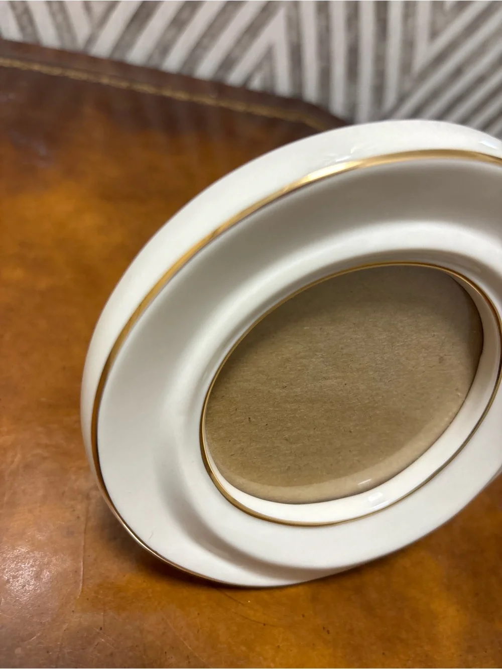 Lenox porcelain round picture frame